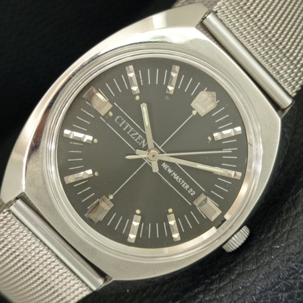 Vintage 1985 Citizen Manual Wound Mens Steel Mesh Watch & Silver Accents